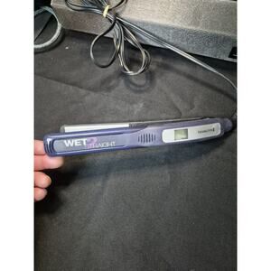 Remington S7901 Wet 2 Straight Slim Plate Ceramic Straightening Iron 1-inch